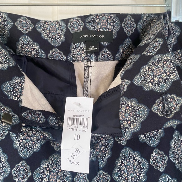 Ann Taylor Blue Cropped Pants with Medallion Design - Picture 3 of 6